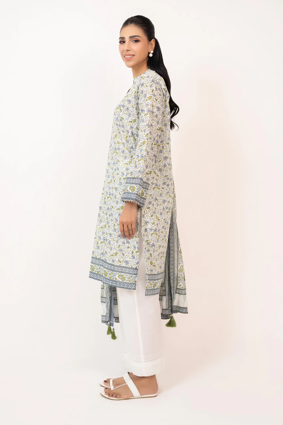 3PC Lawn Printed Suit - Image 3