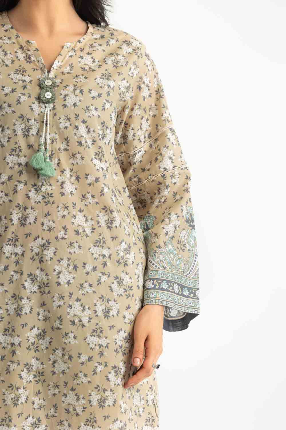 3PC Lawn Printed Suit - Image 2