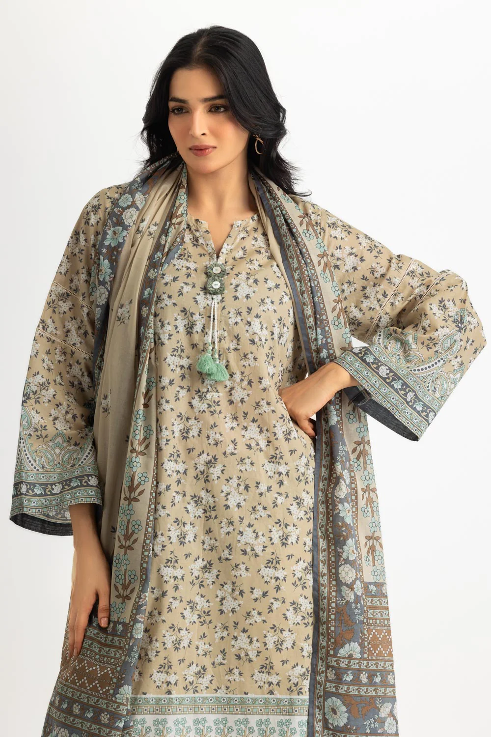 3PC Lawn Printed Suit - Image 3