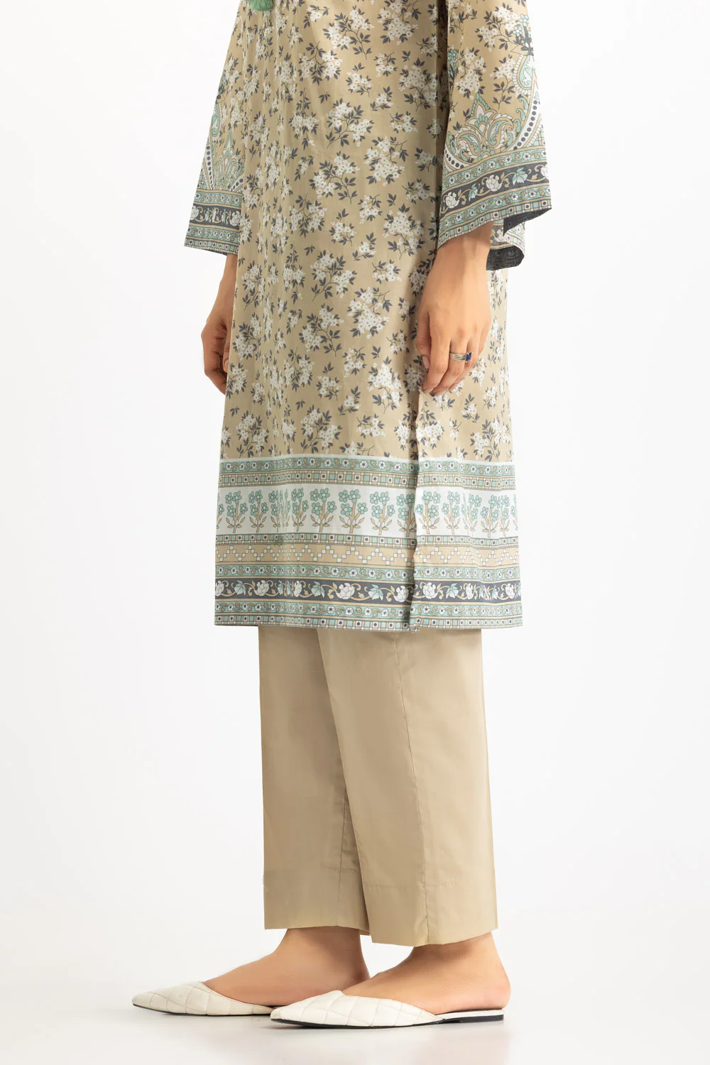 3PC Lawn Printed Suit - Image 7