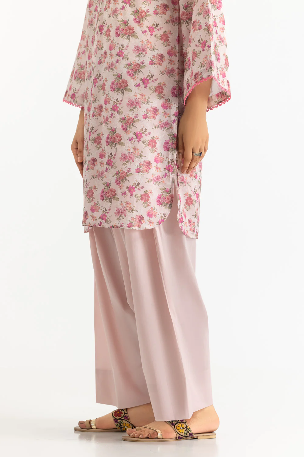 3PC Lawn Printed Suit - Image 6