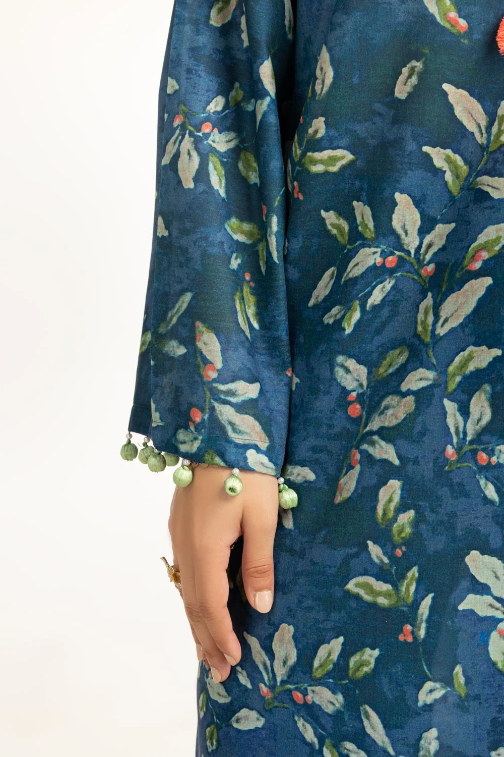 3PC Lawn Printed Suit - Image 4