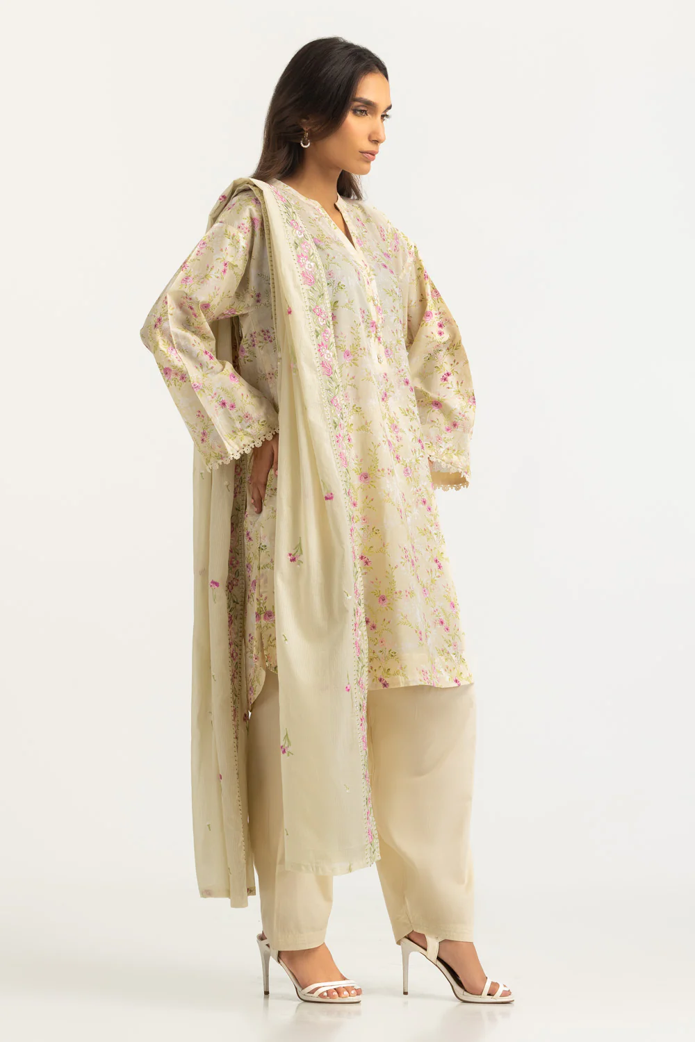 3PC Lawn Printed Suit With Embroidered Dupatta - Image 4