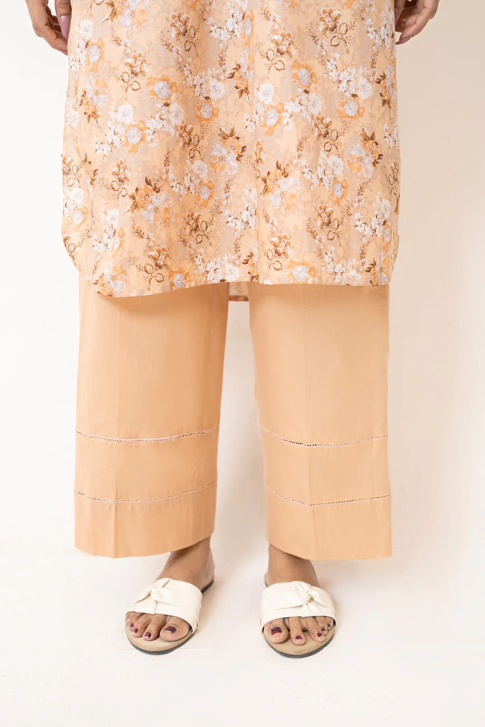 3PC Lawn Printed Suit With Embroidered Dupatta - Image 7
