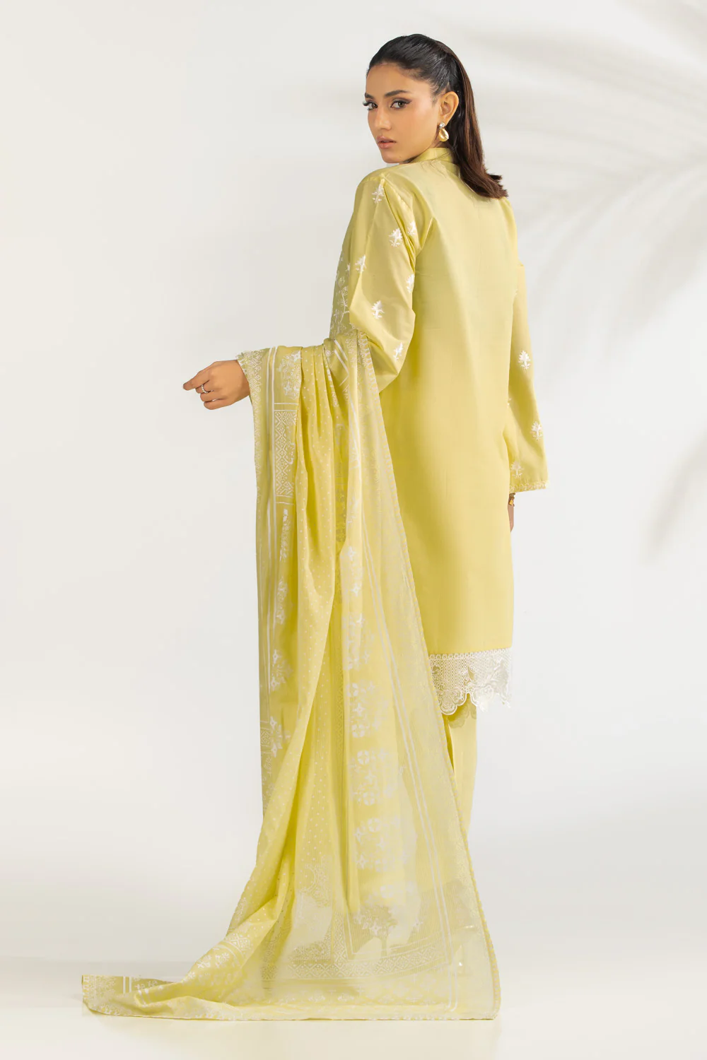3PC Lawn Printed Suit With Embroidered - Image 6