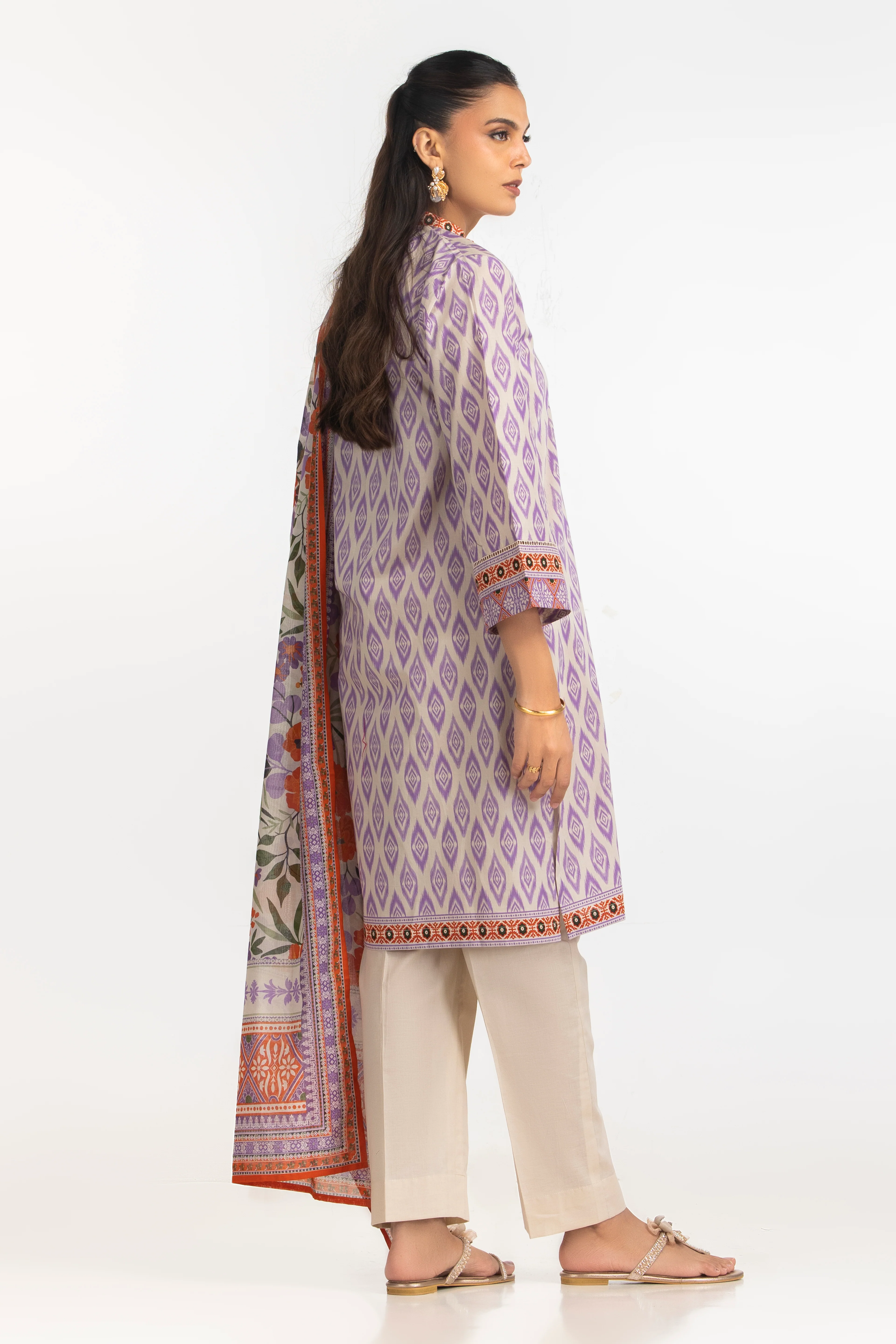 3PC Lawn Printed Suit With Embroidered - Image 6