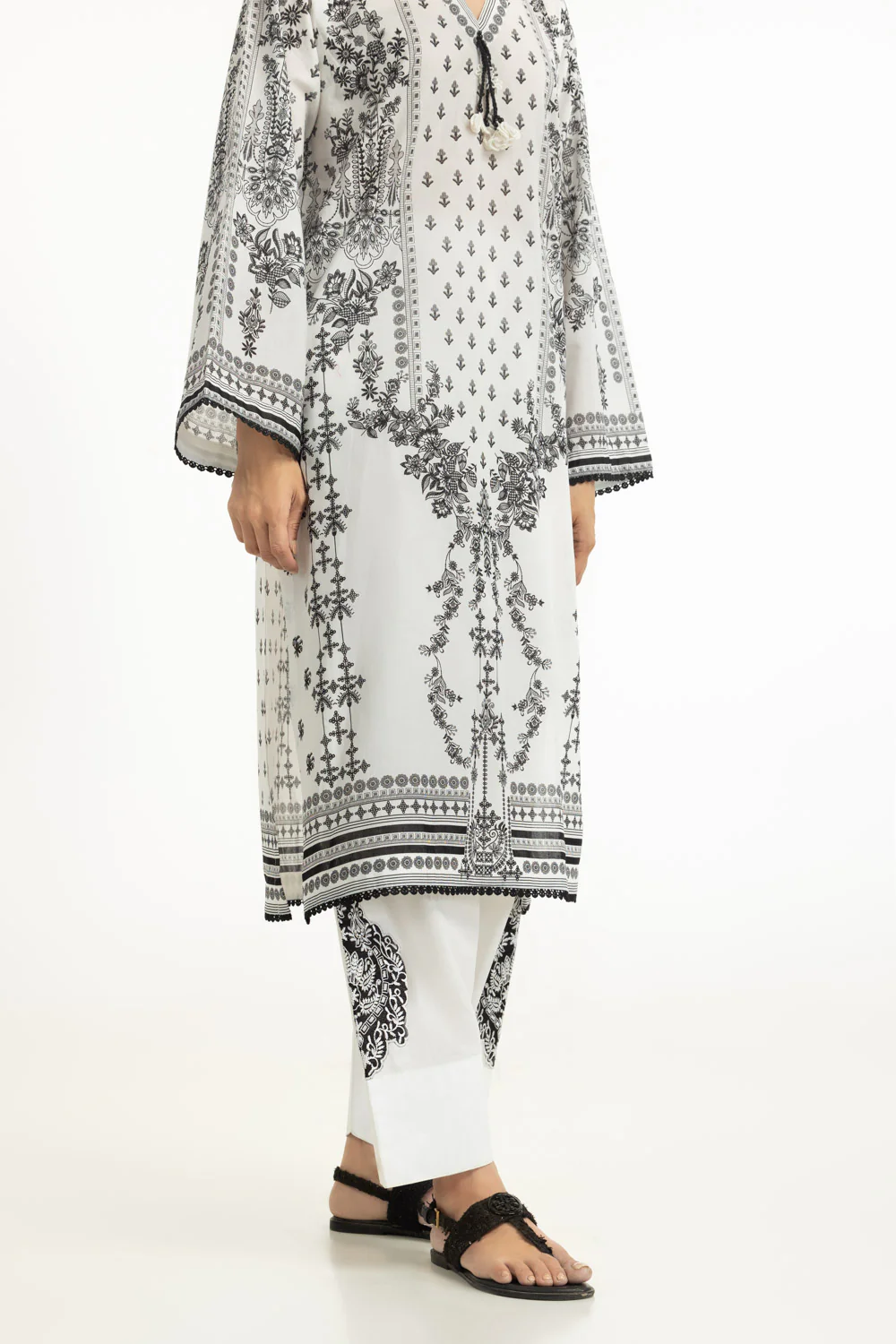 3PC Lawn Printed Suit With Embroidered - Image 7