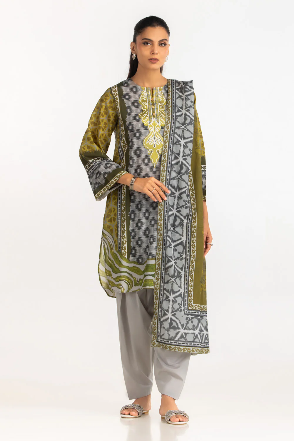 3PC Lawn Printed Suit With Embroidered