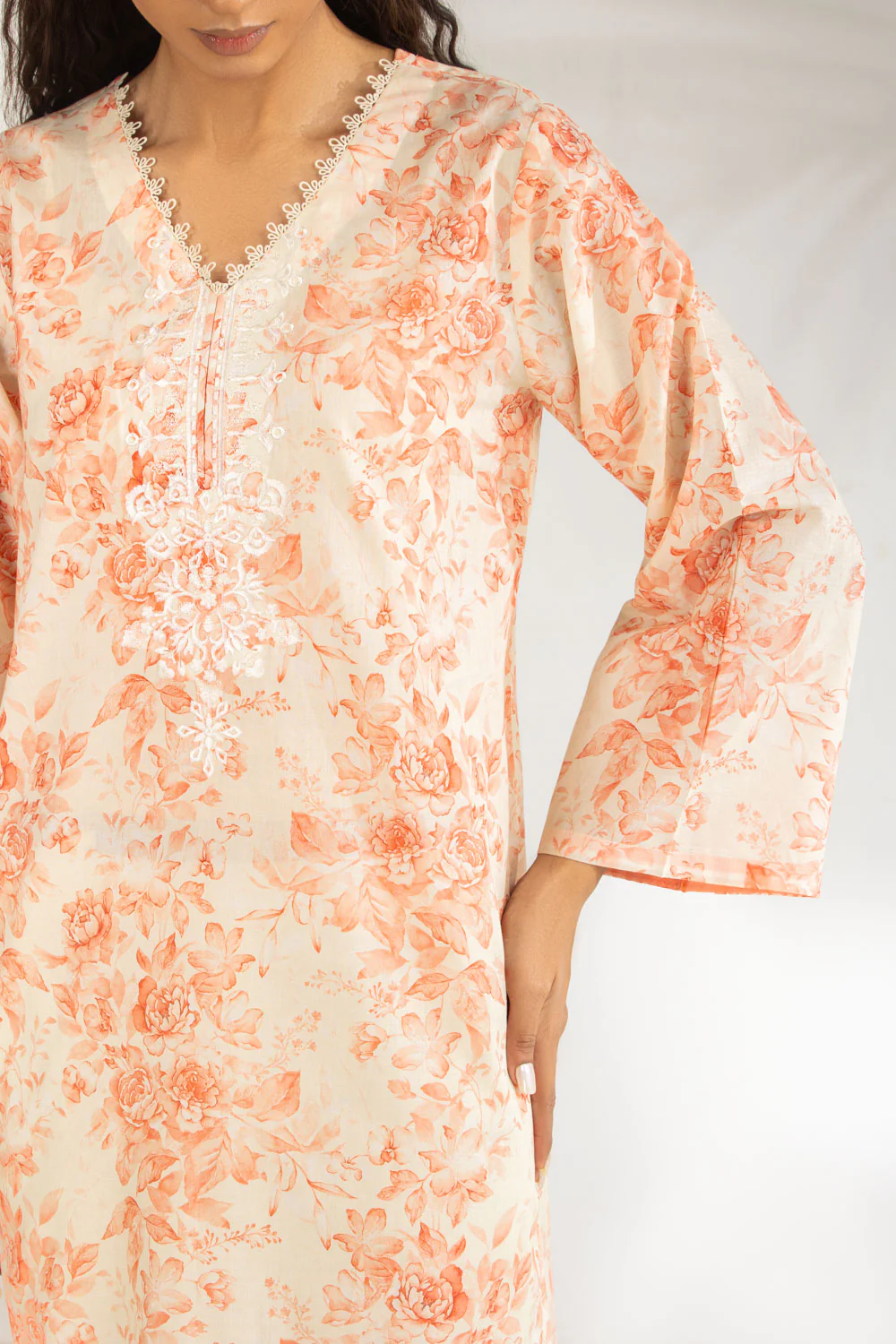 3PC Lawn Printed Suit With Embroidered - Image 2
