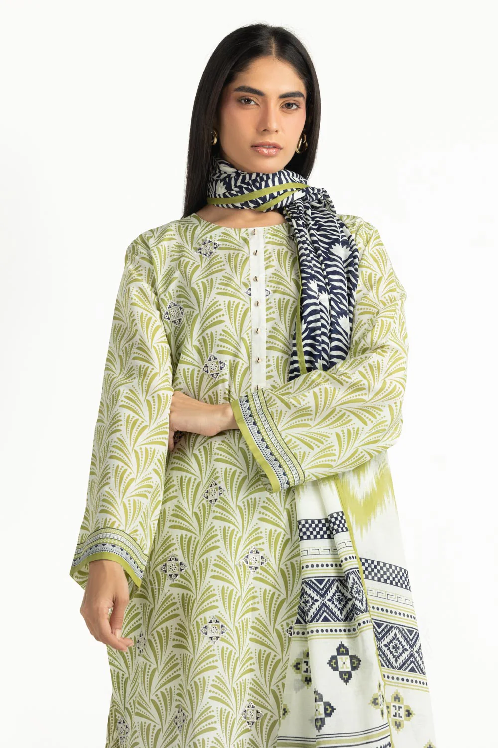 3PC Lawn Printed Suit With Embroidered - Image 4