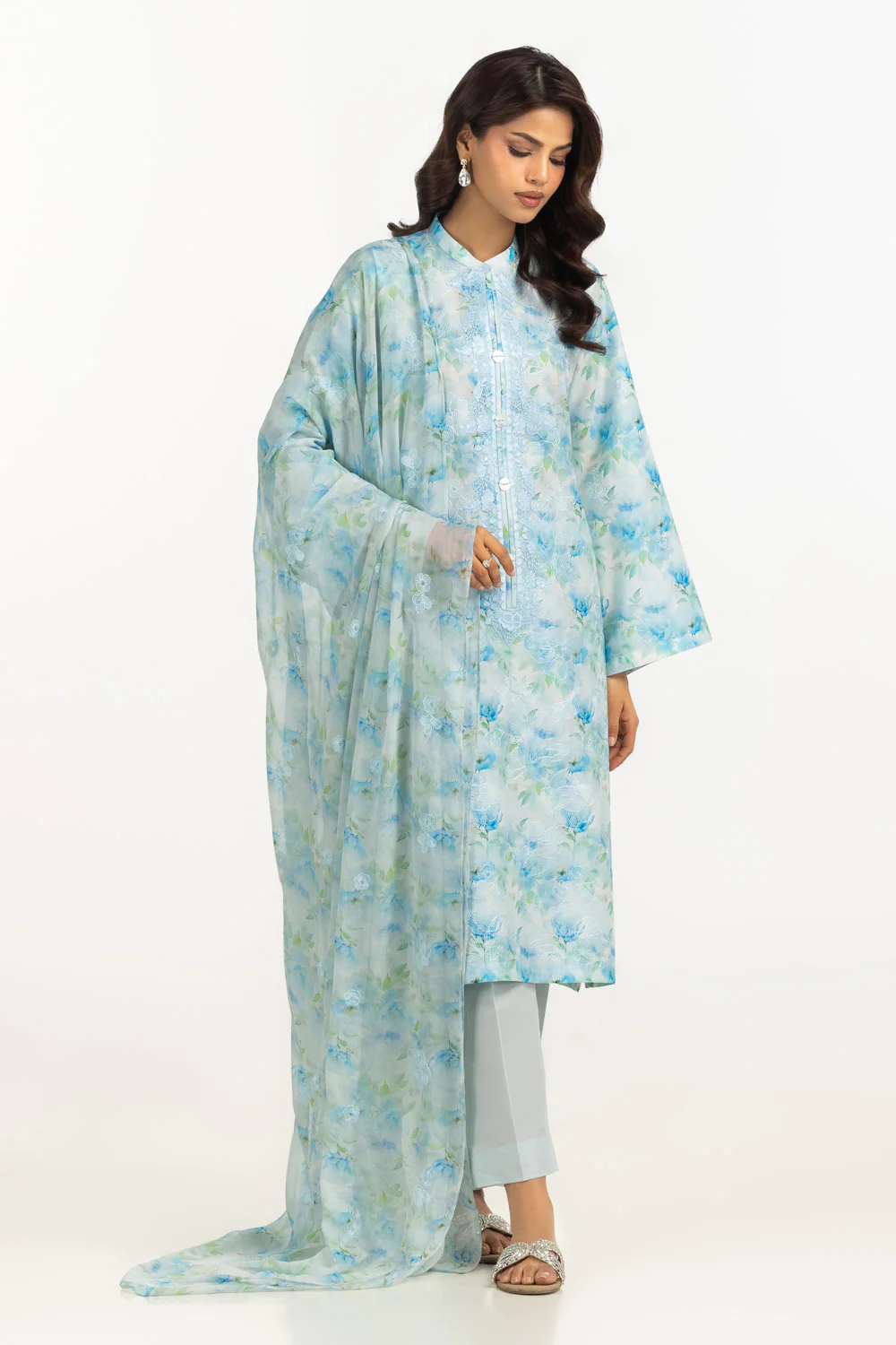 3PC Lawn Printed Suit With Embroidered - Image 3