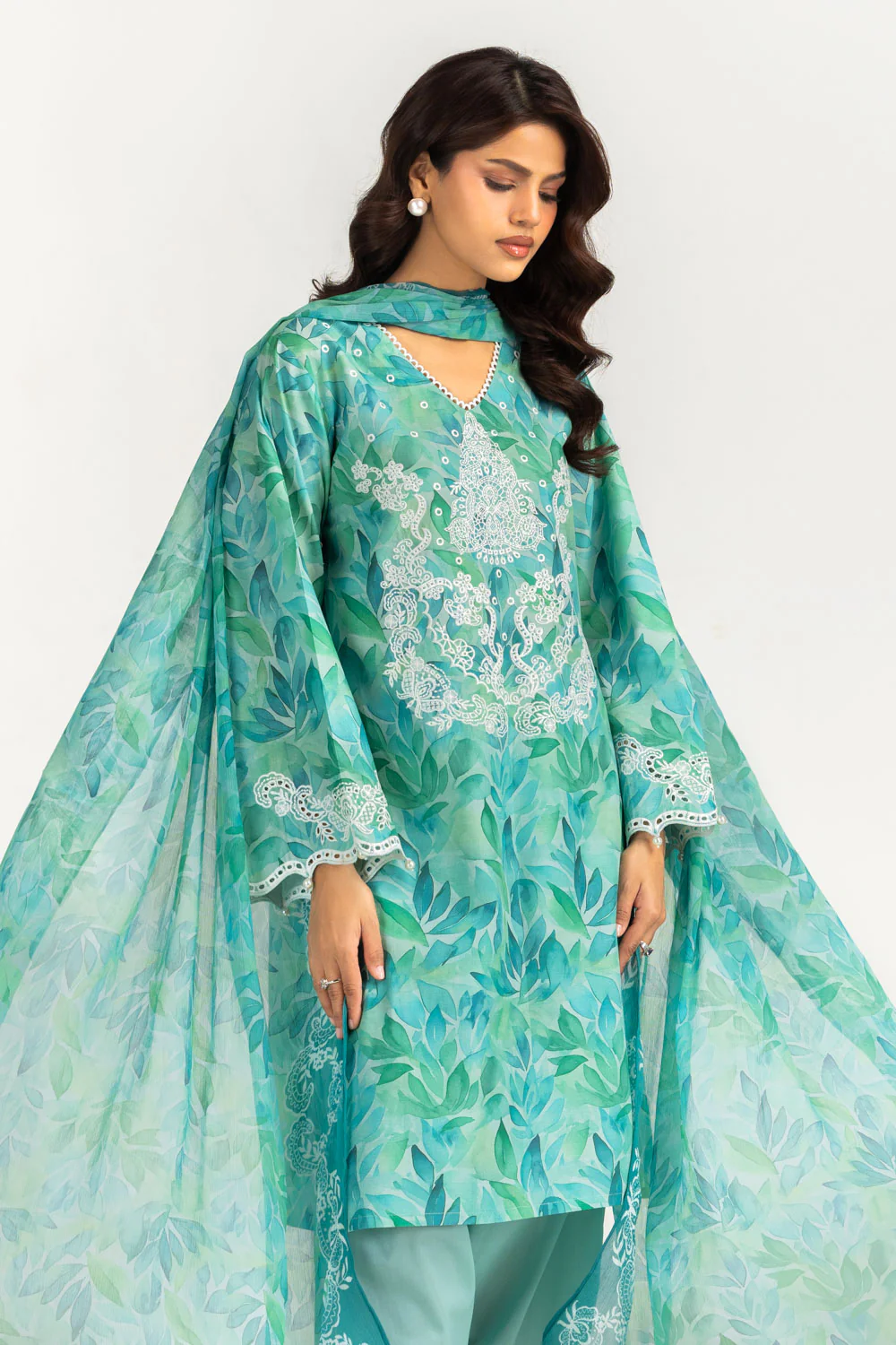 3PC Lawn Printed Suit With Embroidered - Image 3