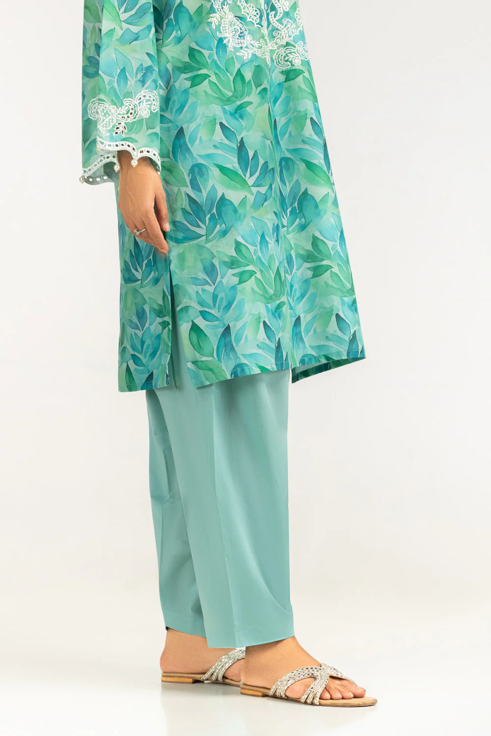 3PC Lawn Printed Suit With Embroidered - Image 6