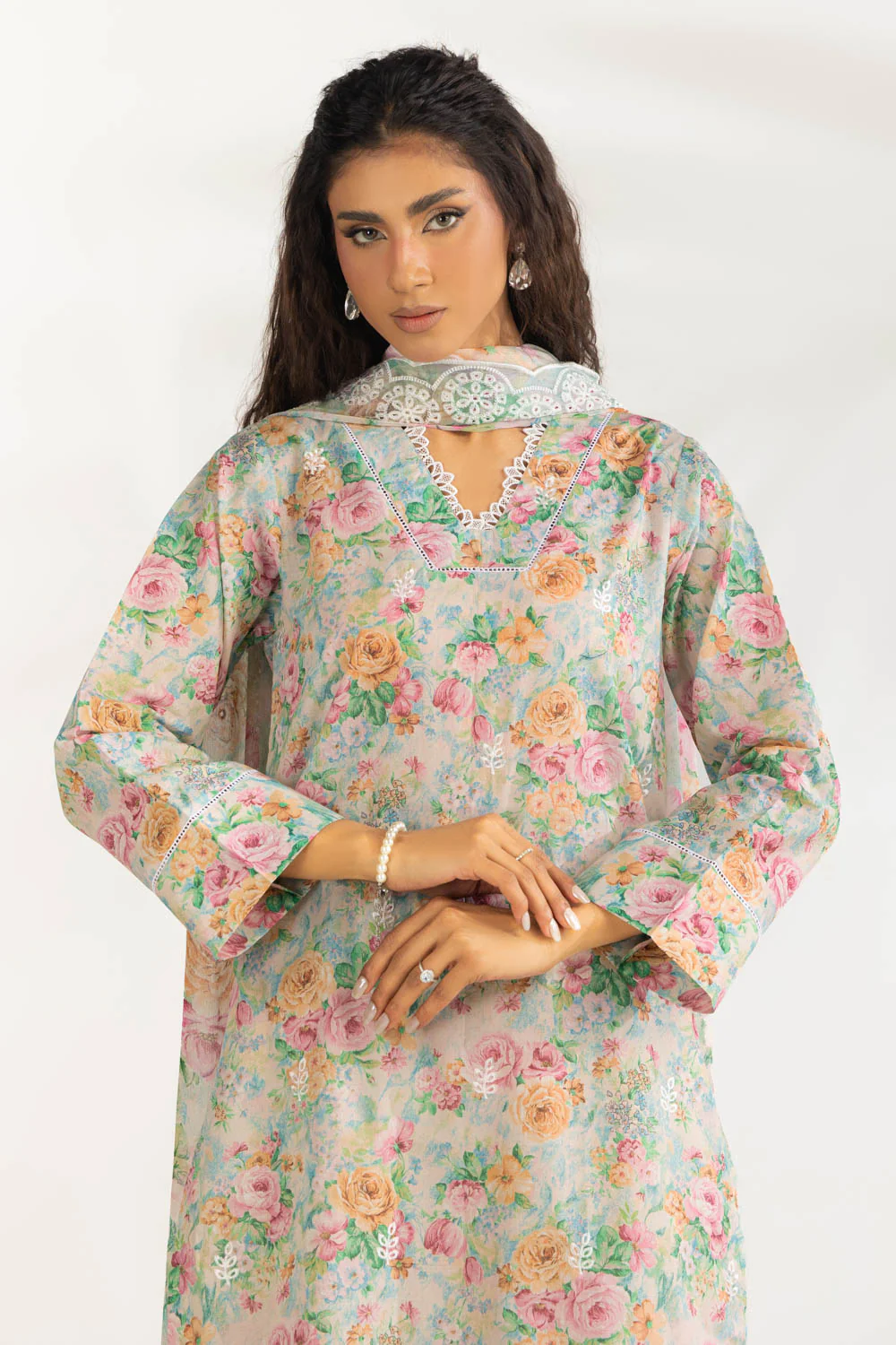 3PC Lawn Printed Suit With Embroidered - Image 3