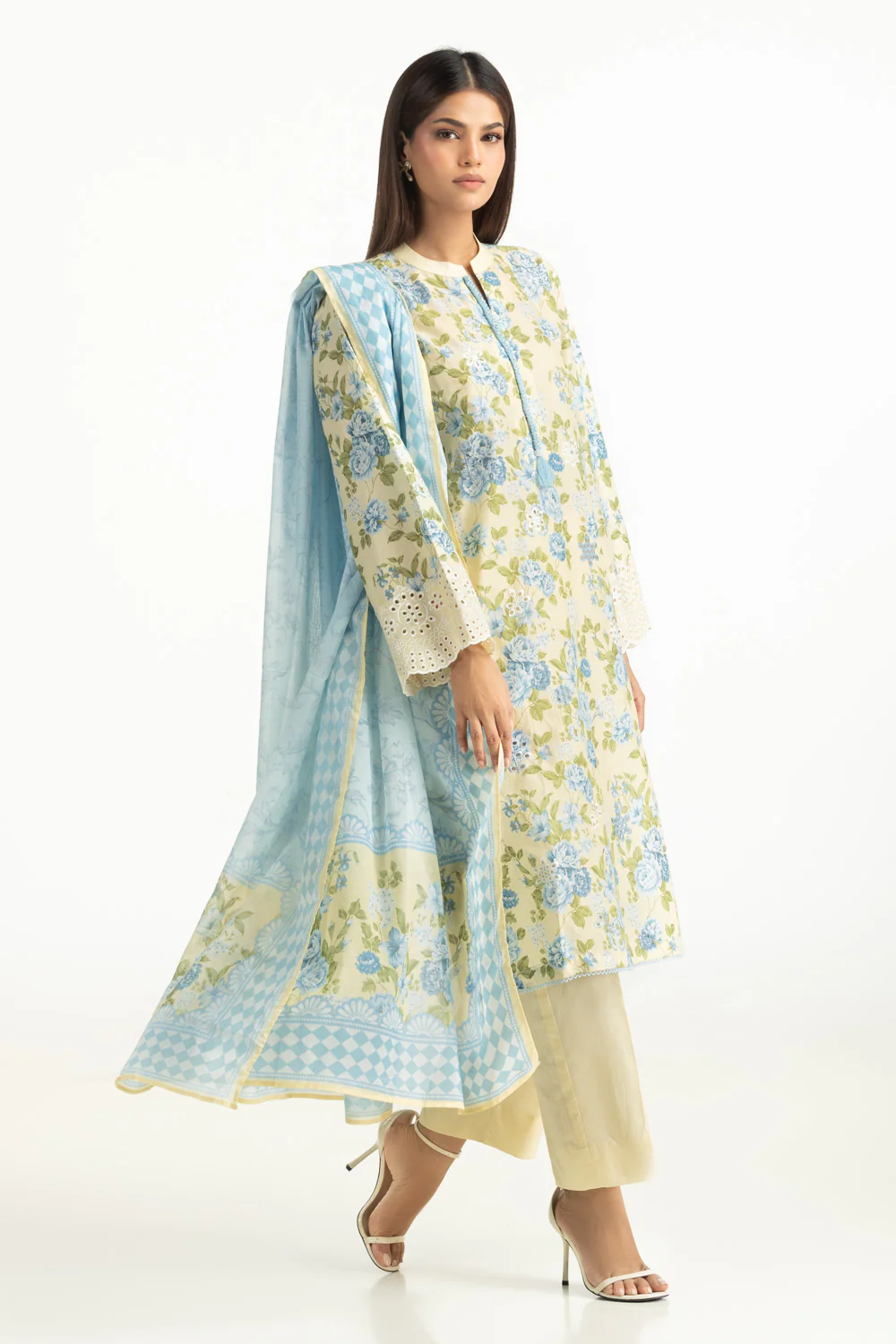 3PC Lawn Printed Suit With Embroidered - Image 5
