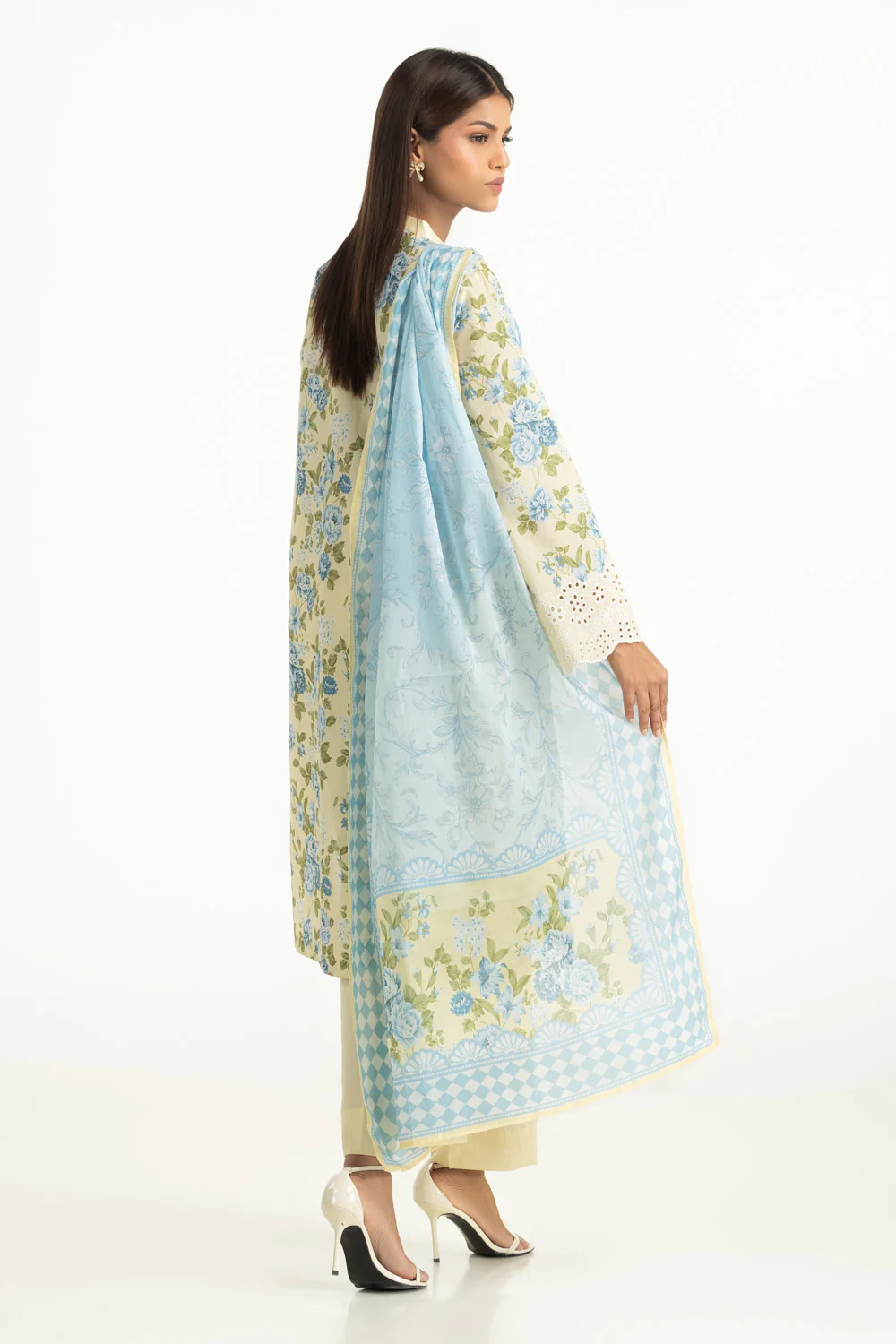 3PC Lawn Printed Suit With Embroidered - Image 6