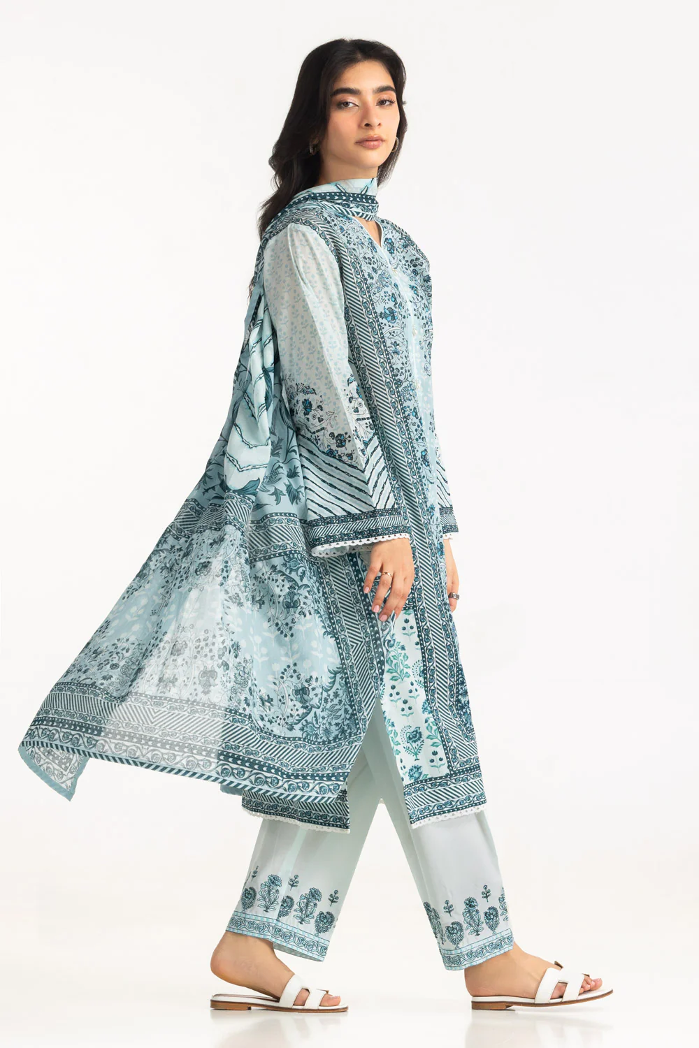 3PC Lawn Printed Suit With Embroidered Trouser - Image 4