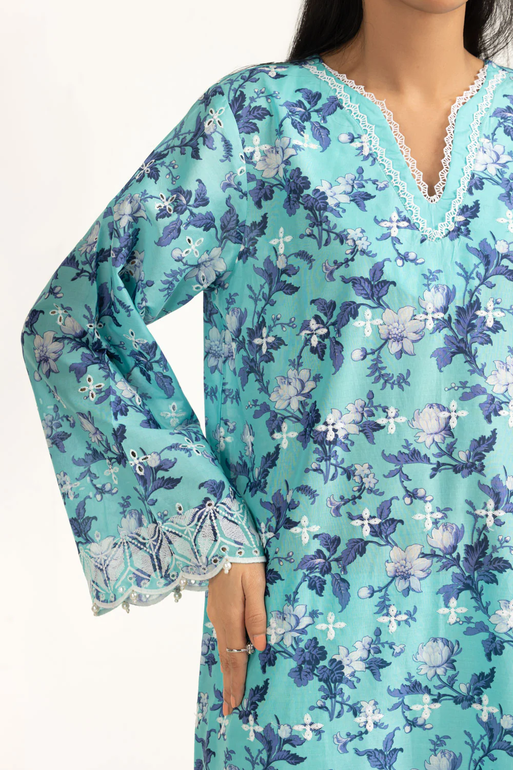 3PC Lawn Printed Suit With Schiffli Embroiderd - Image 5