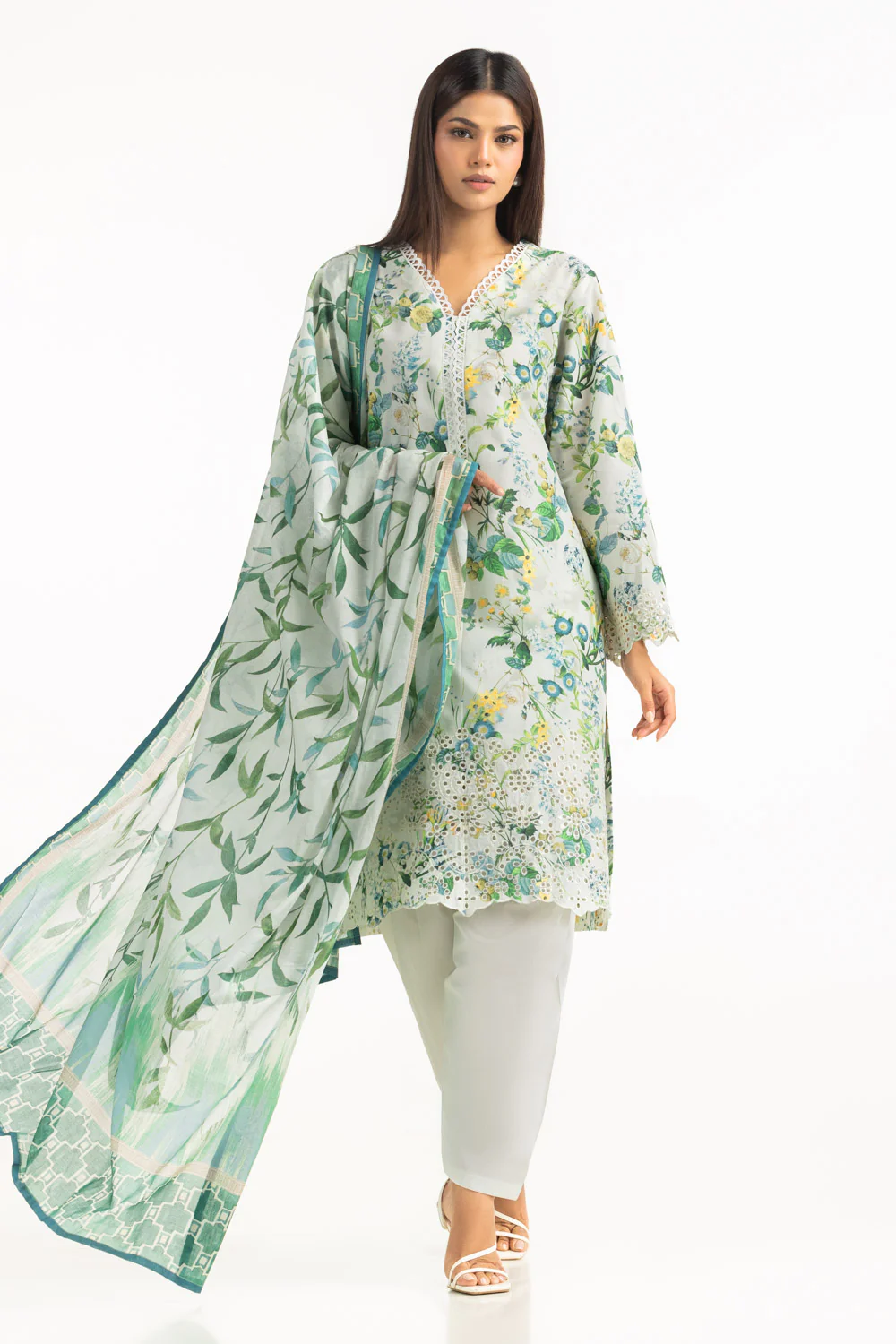 3PC Lawn Printed With Embroidered Suit - Image 3