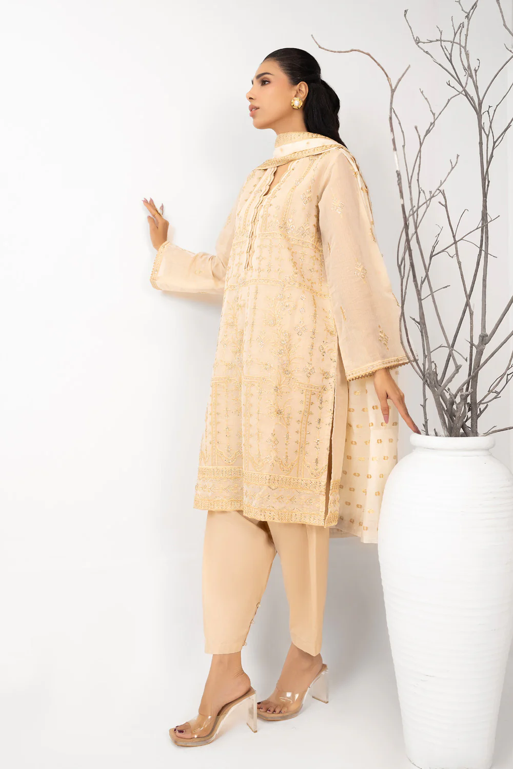 3PC Mehsuri Embroidered Suit - Image 5