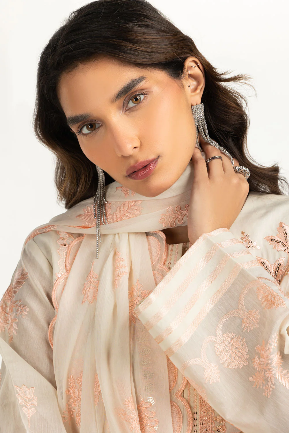 3PC Paper Cotton Embroidered Suit - Image 3