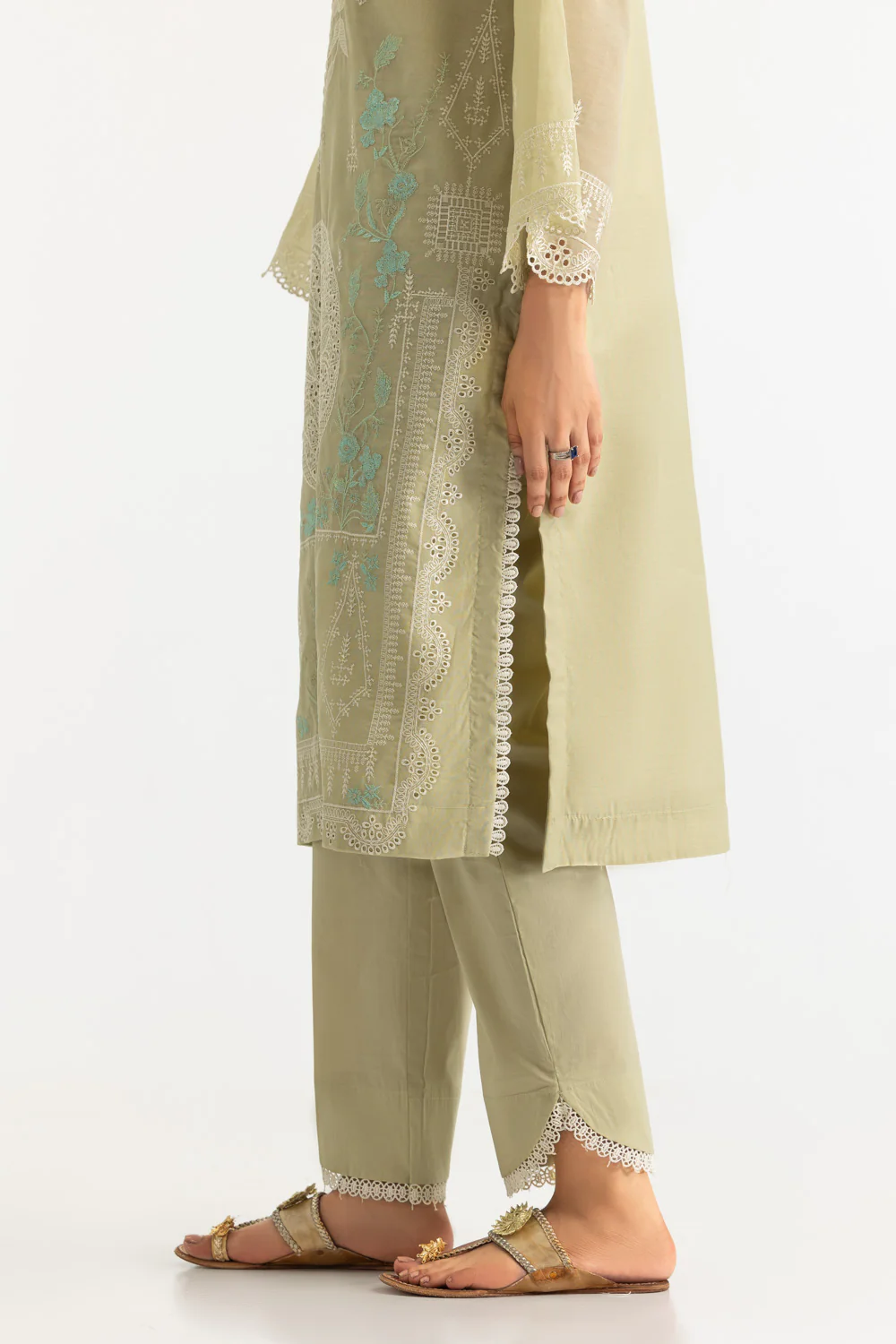3PC Paper Cotton Embroidered Suit - Image 7