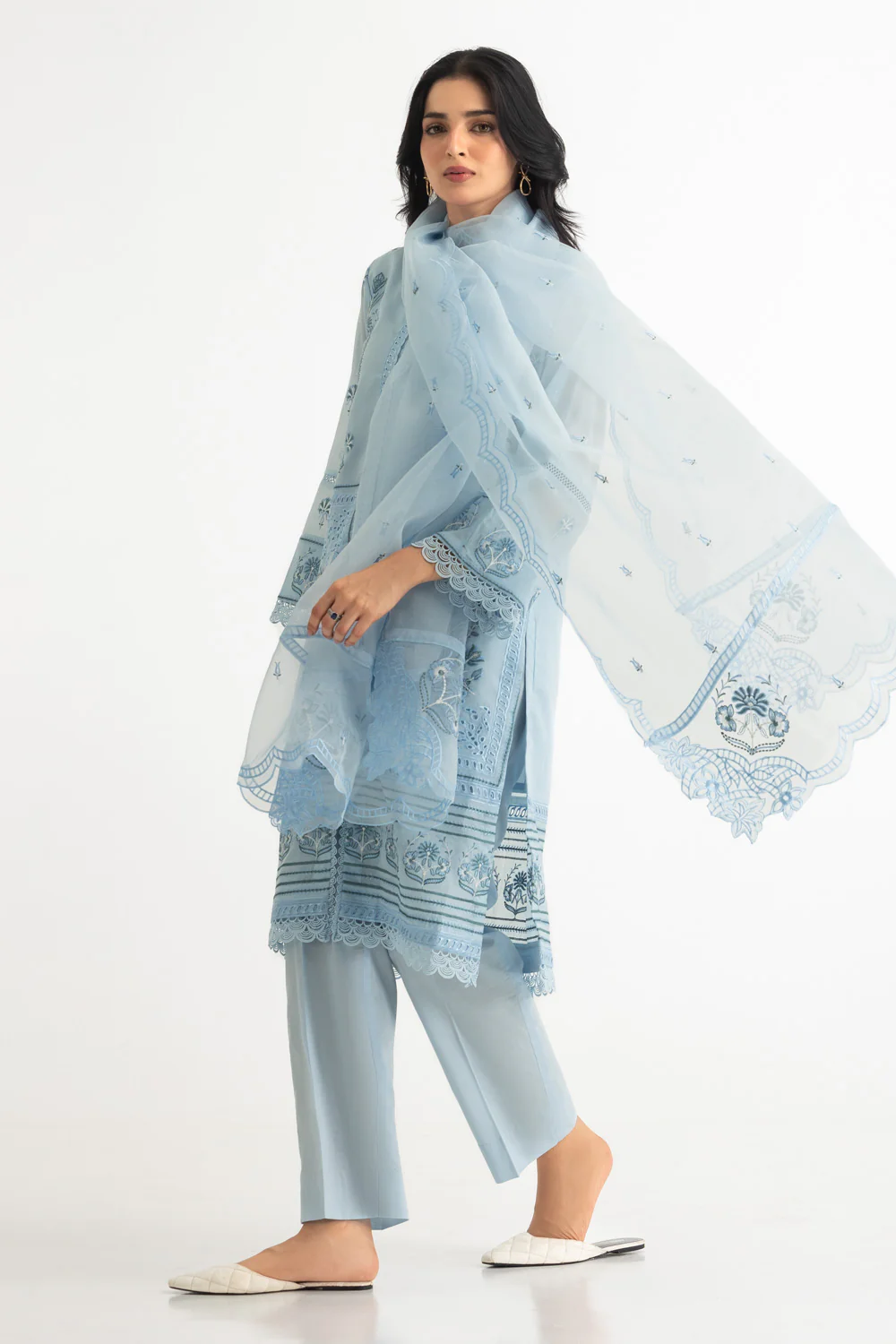 3PC Paper Cotton Embroidered Suit - Image 5