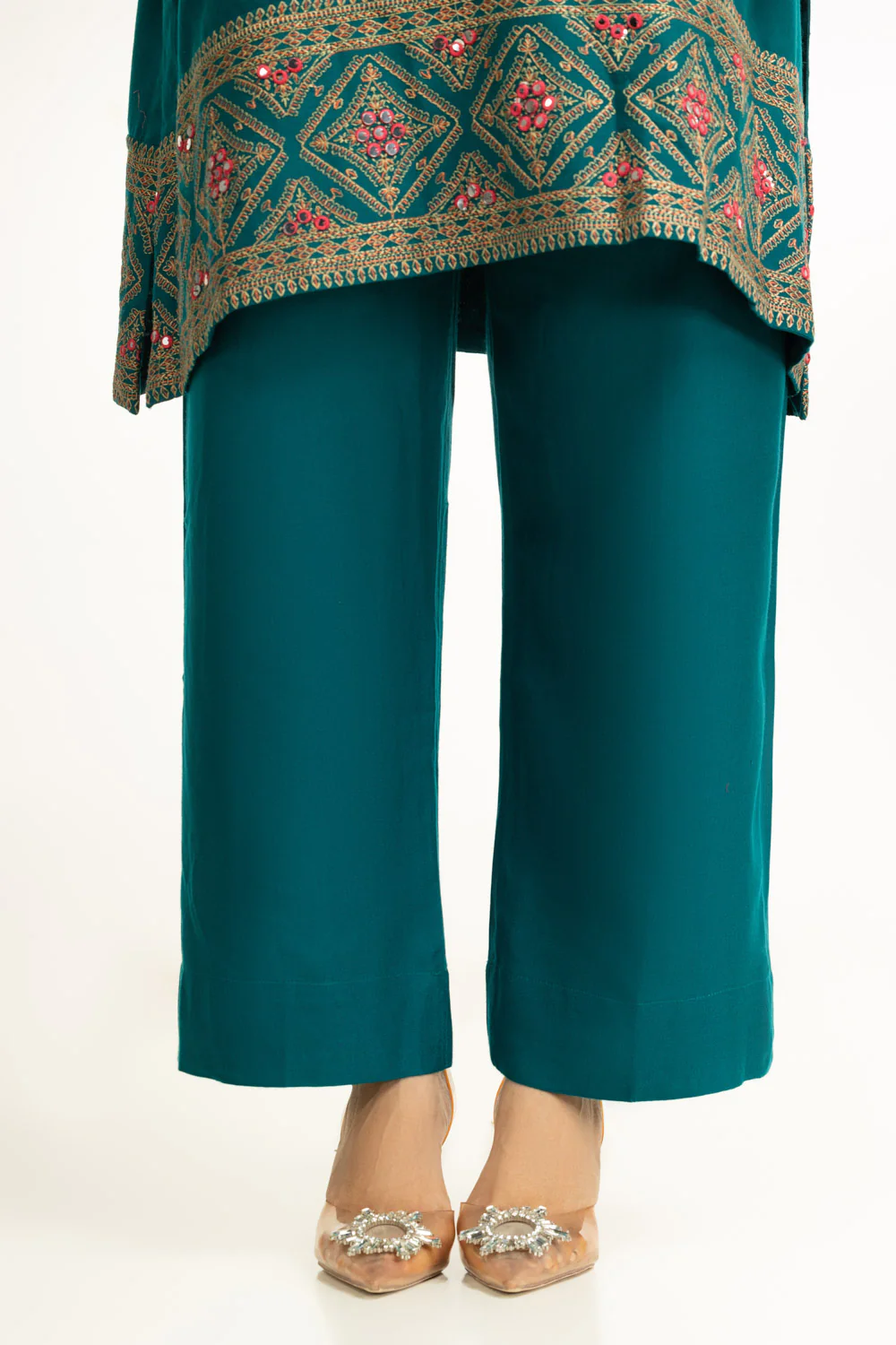 3PC Pashmina Embroidered Suit - Image 6