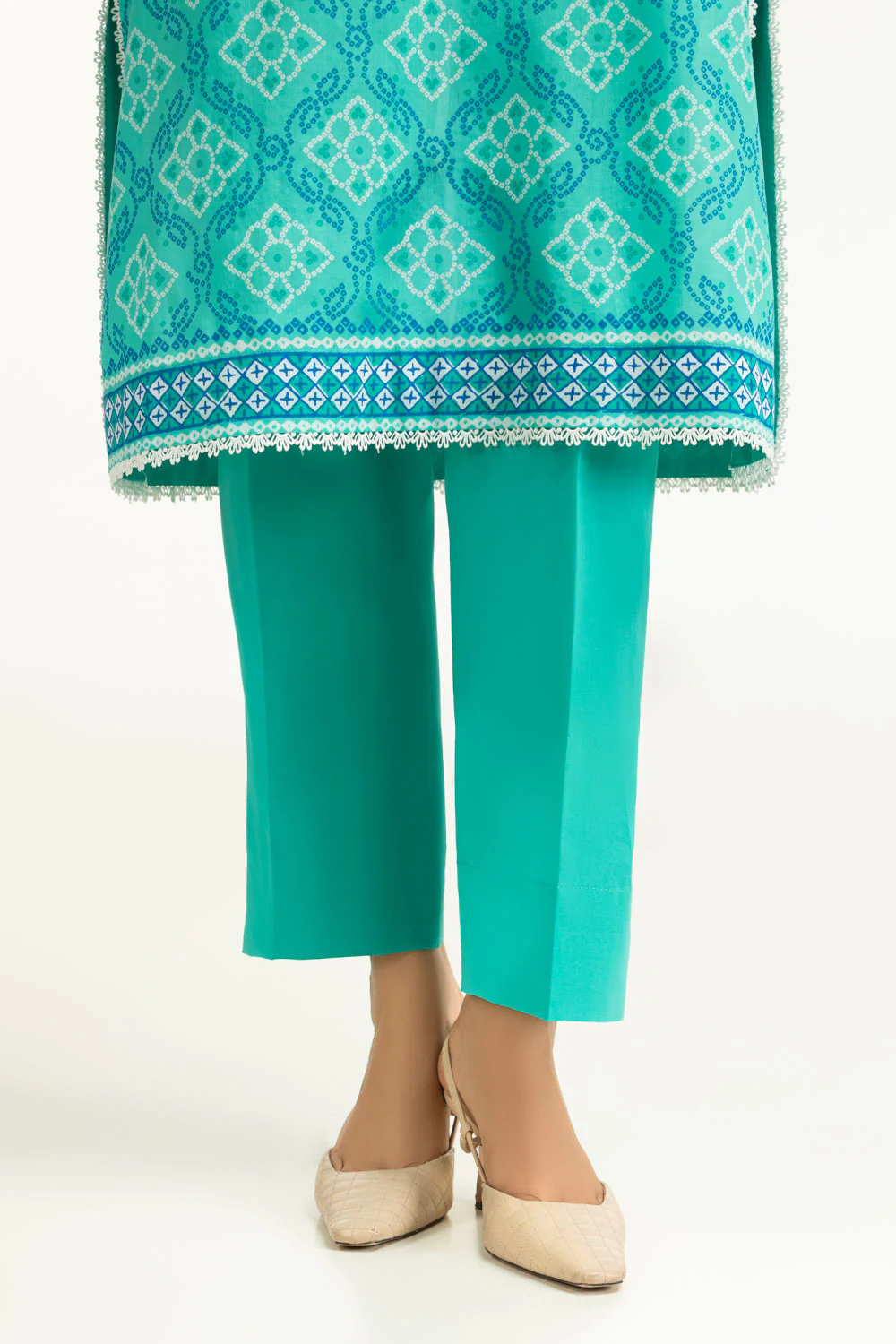 3PC Printed Lawn Suit - Image 7