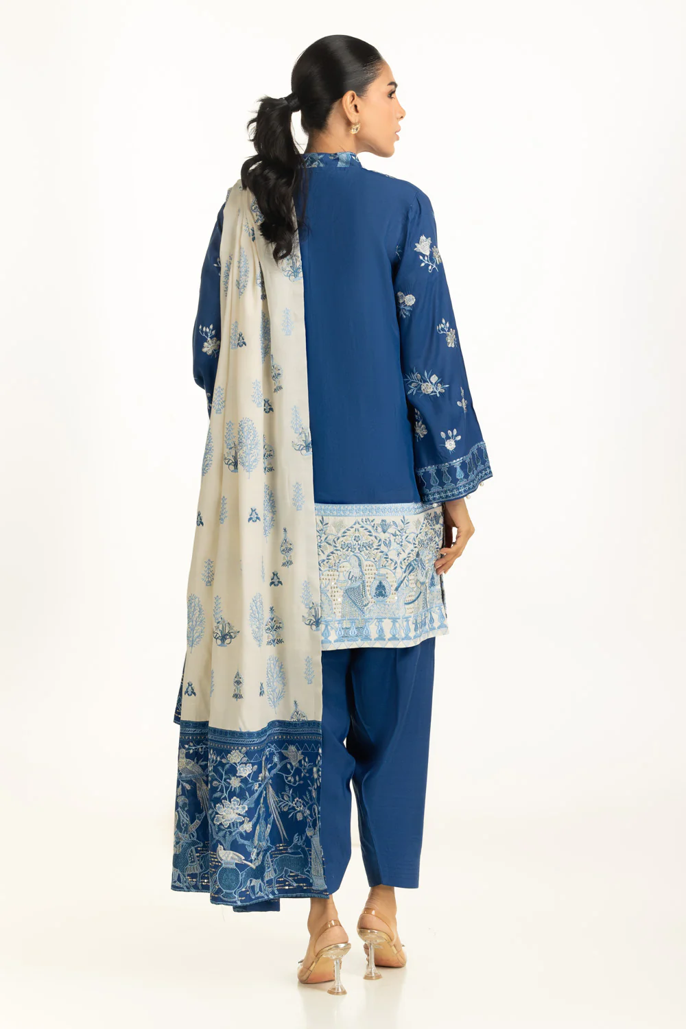 3PC Rawsilk Embroidered Suit - Image 5