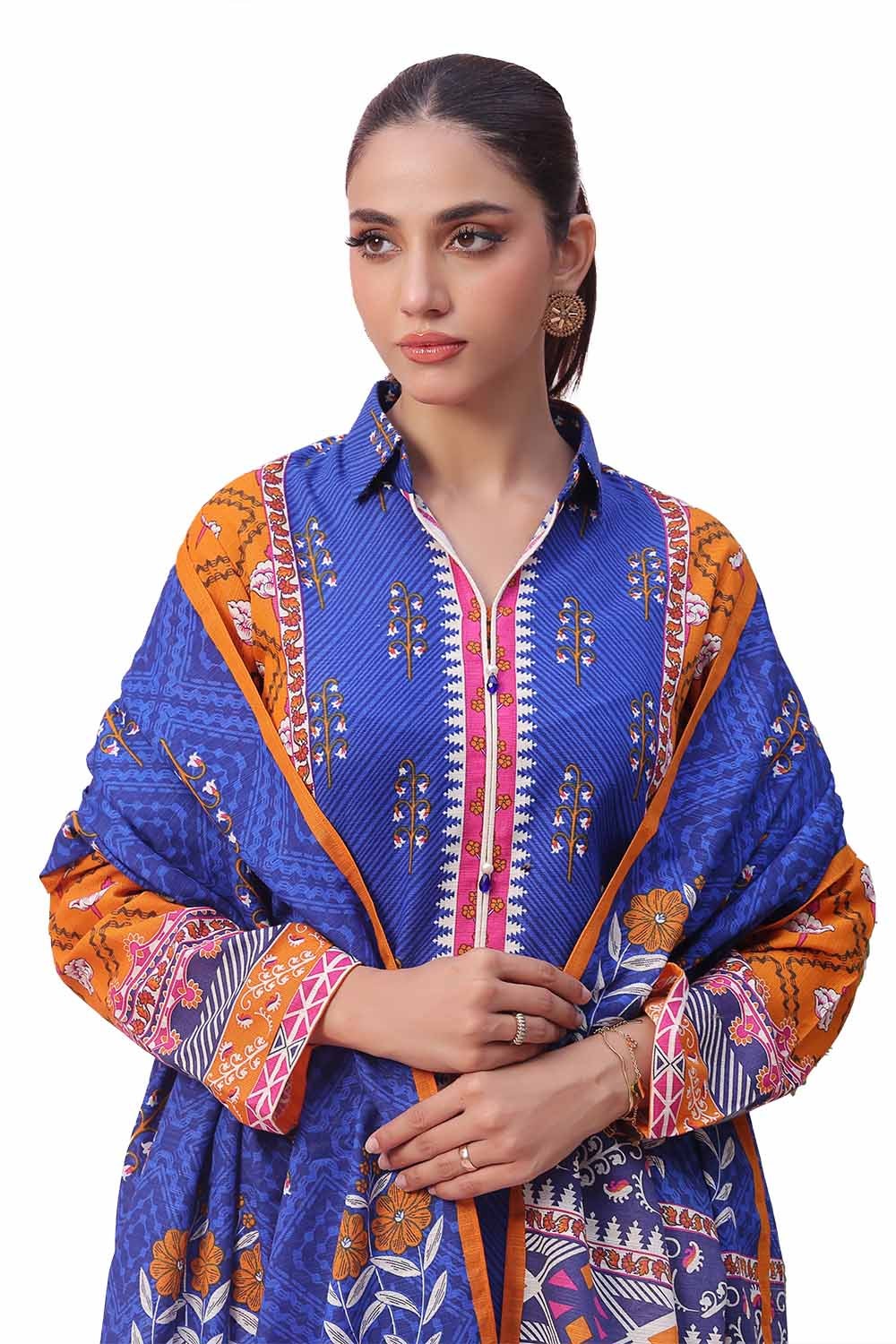 3 Piece Unstitched Printed Khaddar Suit - Image 5