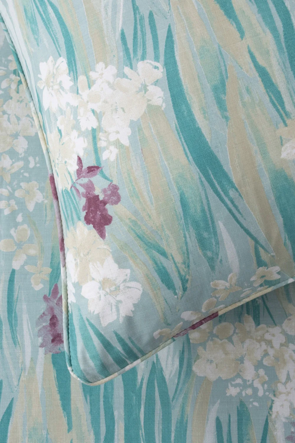 Aqua Impasto T-150 Bed Sheet Set - Image 4