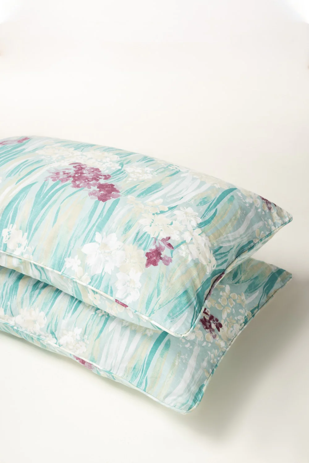 Aqua Impasto T-150 Pillow Cover Set - Image 3