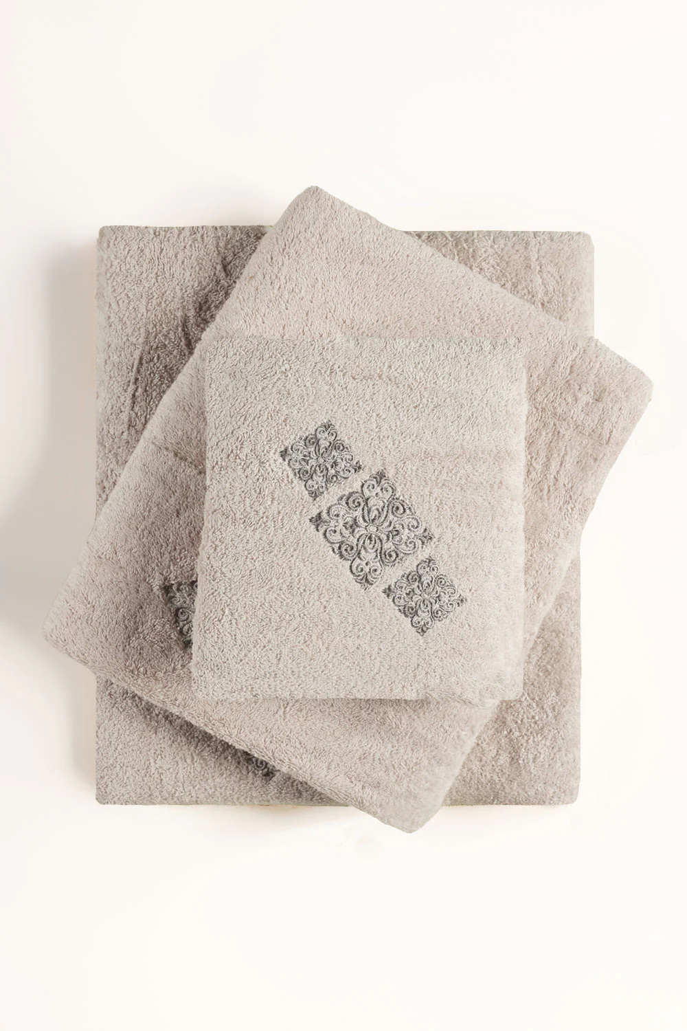 Ash Lilac 3pcs Embroidered Towel Set