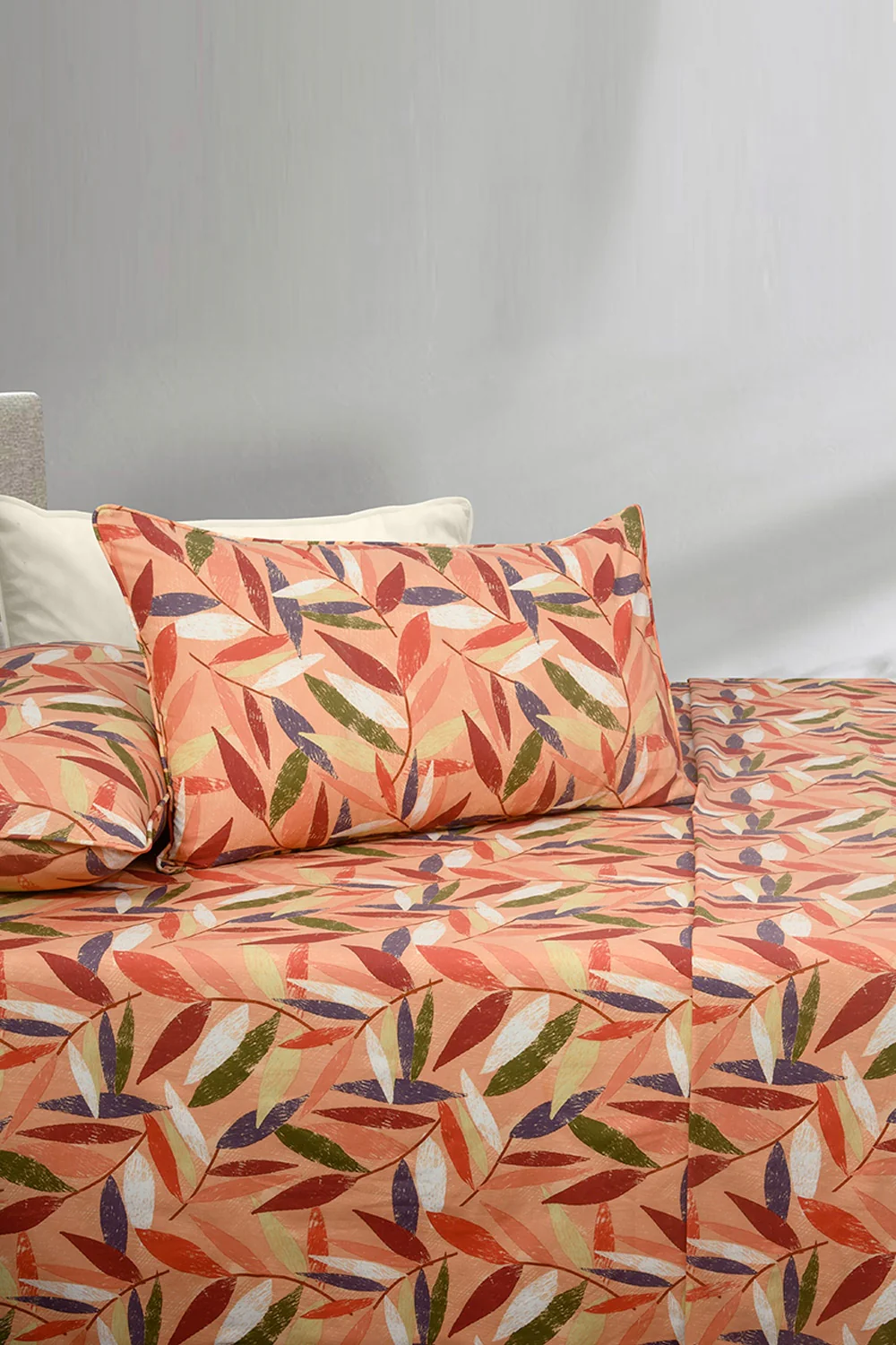Autumn Marvel T-150 Bed Sheet Set - Image 2