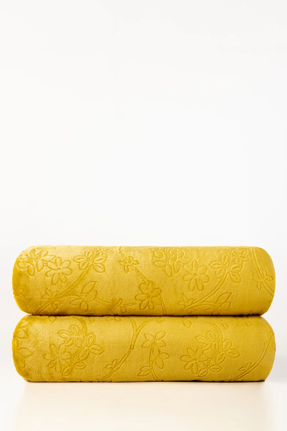 AW24-Arrowwood Embossed Single Ply Fleece Throw