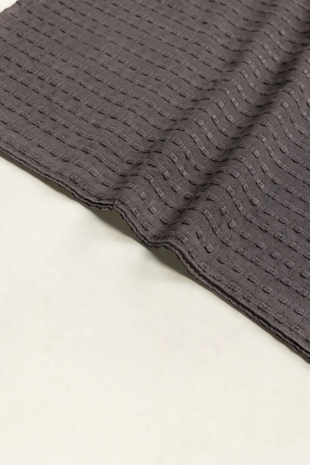 AW24-Grey Placemat - Image 4