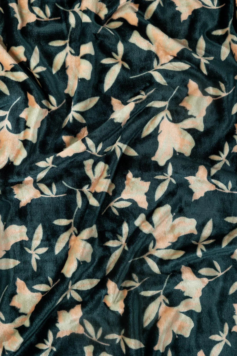 AW25-Juniper Single Ply Fleece Throw - Image 4