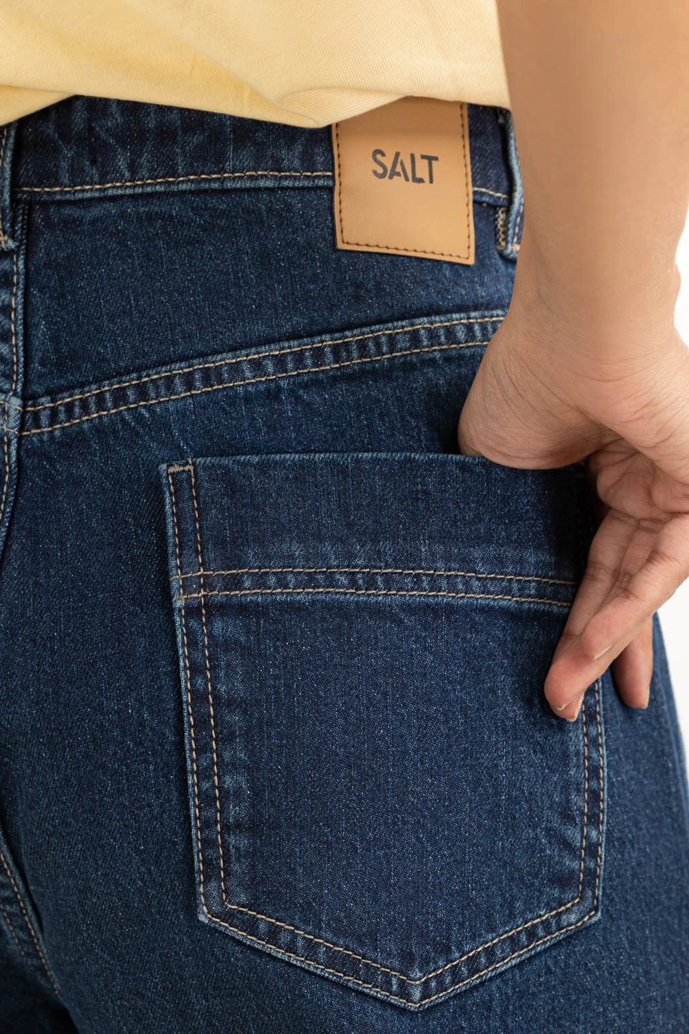 Barrel Fit Jeans - Image 3