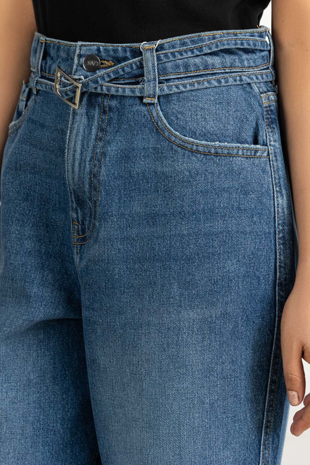 Barrel Fit Jeans - Image 5