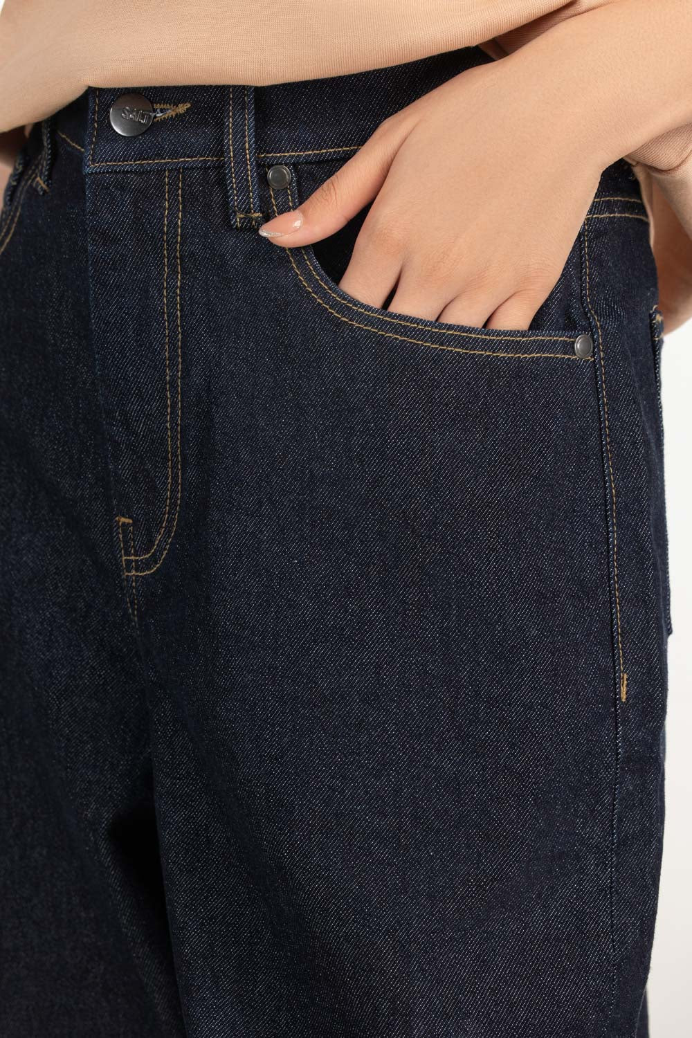 Barrel Fit Jeans - Image 2