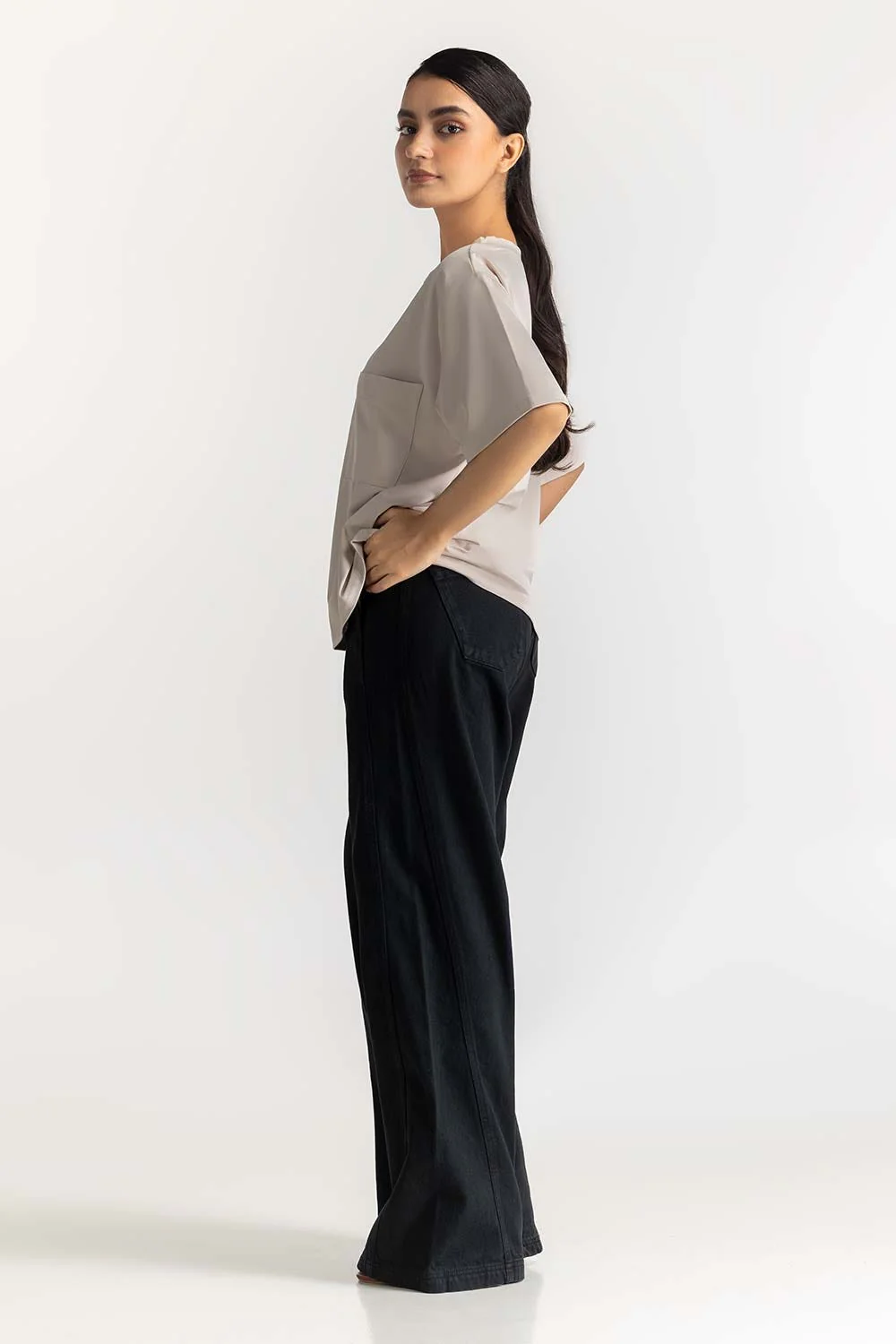 Basic Crew Neck Tee - Image 6