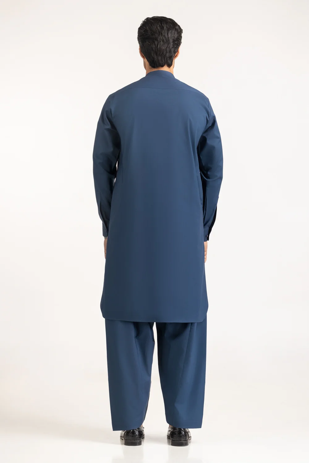 Basic Suits - Image 4