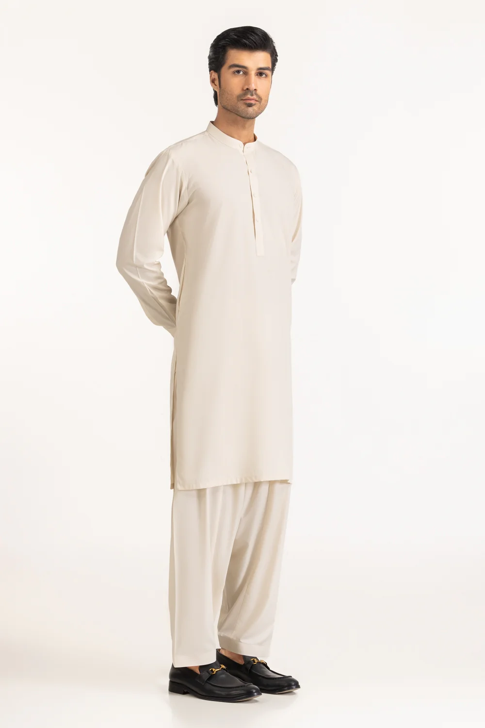 Basic Suits - Image 3