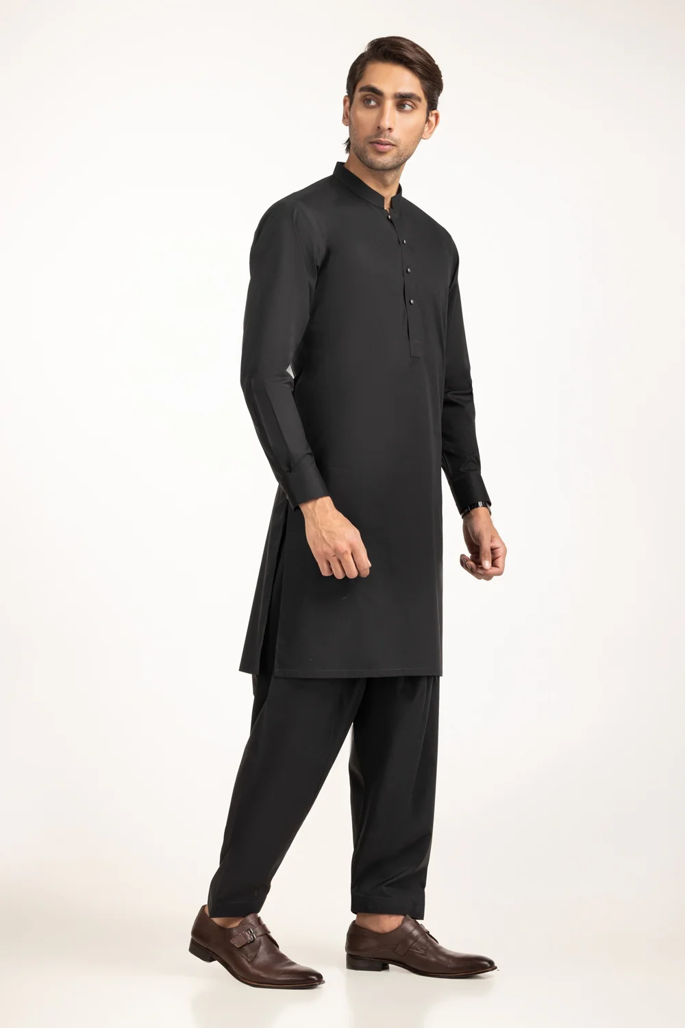 Basic Suits - Image 4