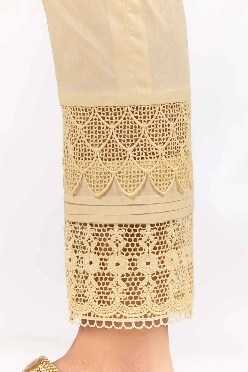 Beige Cambric Fashion Trousers - Image 3