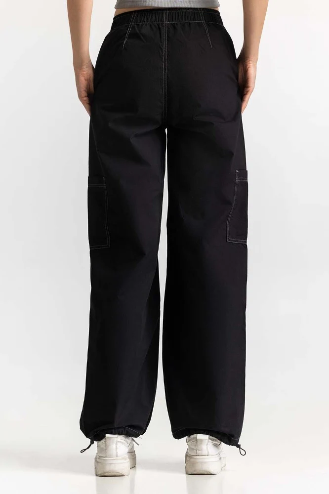 Black Basic Jeans - Image 3