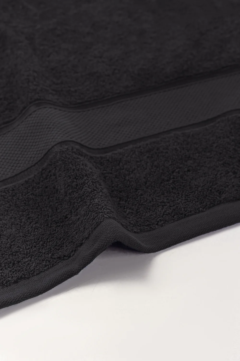 Black Combed Towel 6Pcs Set - Image 4