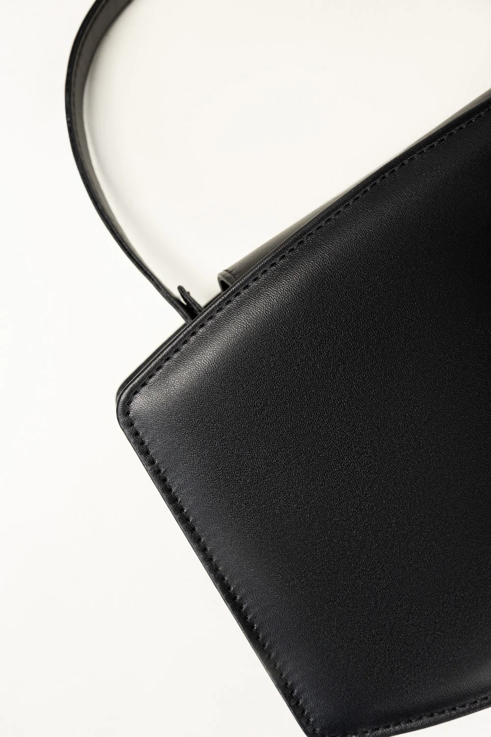 Black Handbag - Image 2