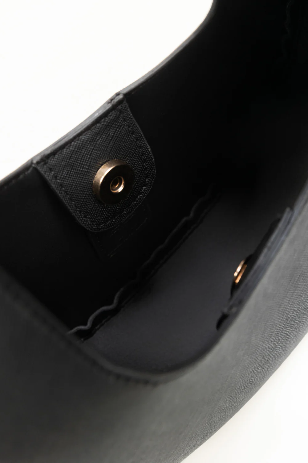 Black Hand Bag - Image 5